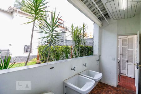 Casa de condomínio para alugar com 25m², 1 quarto e sem vaga Casa de condomínio para alugar com 25m², 1 quarto e sem vagaÁrea de Serviço