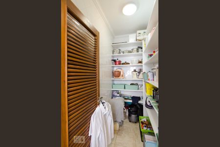 Apartamento à venda com 332m², 3 quartos e 3 vagasDespensa