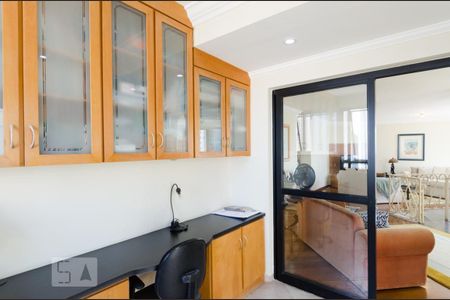 Apartamento à venda com 332m², 3 quartos e 3 vagasHome office