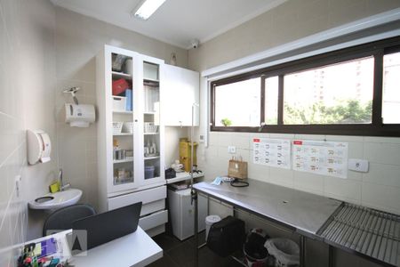 Casa à venda com 250m², 3 quartos e 2 vagasÁrea de Serviço