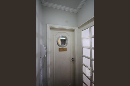 Casa à venda com 250m², 3 quartos e 2 vagasCorredor