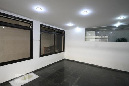 Casa à venda com 250m², 3 quartos e 2 vagasSalão