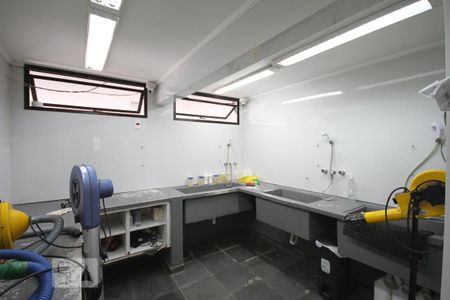 Casa à venda com 250m², 3 quartos e 2 vagasÁrea de Serviço