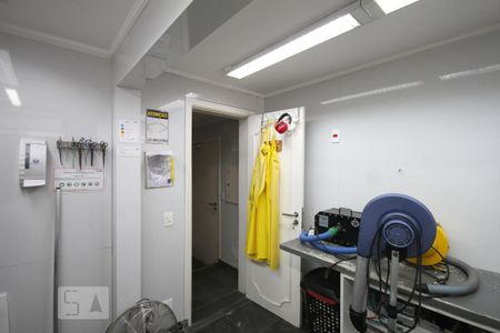 Casa à venda com 250m², 3 quartos e 2 vagasÁrea de Serviço