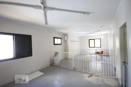 Casa à venda com 250m², 3 quartos e 2 vagasSuíte