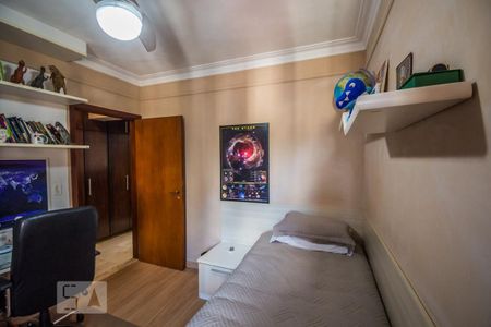 Apartamento à venda com 148m², 4 quartos e 3 vagas Apartamento à venda com 148m², 4 quartos e 3 vagasQuarto 1