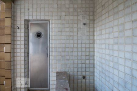 Apartamento à venda com 148m², 4 quartos e 3 vagas Apartamento à venda com 148m², 4 quartos e 3 vagasSaúna