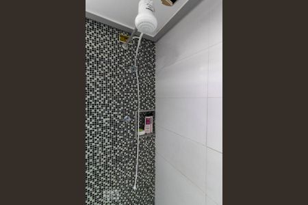 Apartamento à venda com 68m², 2 quartos e 1 vagaBanheiro - Chuveiro Elétrico