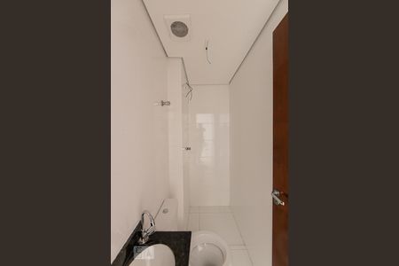 Apartamento para alugar com 21m², 2 quartos e sem vaga Apartamento para alugar com 21m², 2 quartos e sem vagaBanheiro Social