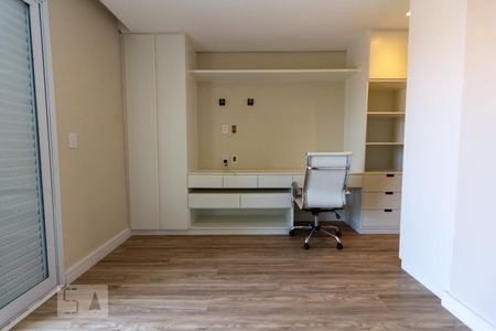 Casa à venda com 140m², 3 quartos e 2 vagas Casa à venda com 140m², 3 quartos e 2 vagasQuarto 2 - Suíte