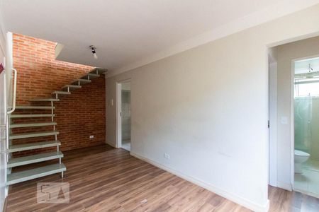 Sala de apartamento para alugar com 3 quartos, 100m² em Jardim Leonor, Cotia