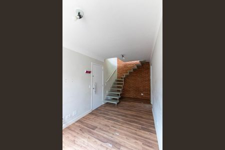 Sala de apartamento para alugar com 3 quartos, 100m² em Jardim Leonor, Cotia