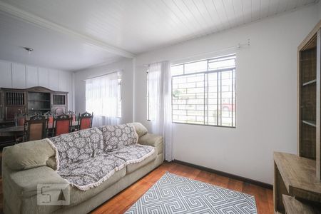 Sala de casa para alugar com 2 quartos, 80m² em Xaxim, Curitiba