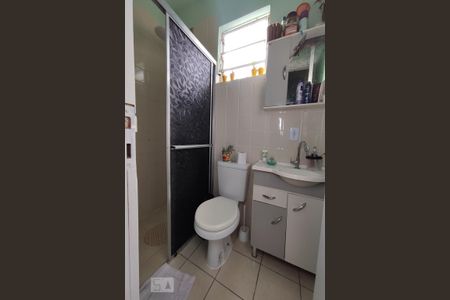 Apartamento à venda com 60m², 2 quartos e 1 vaga Apartamento à venda com 60m², 2 quartos e 1 vagaBanheiro