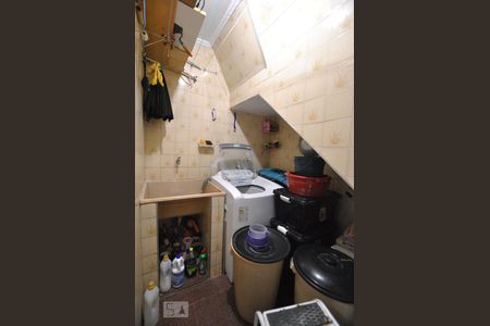 Casa à venda com 160m², 3 quartos e 1 vagaÁrea de serviço