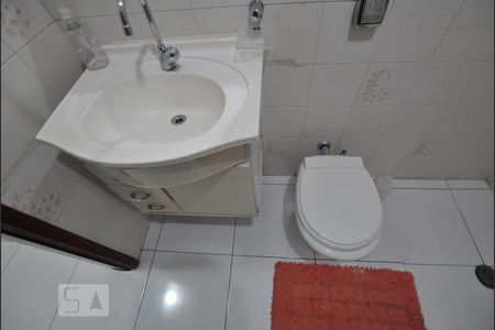 Casa à venda com 160m², 3 quartos e 1 vagaBanheiro 1