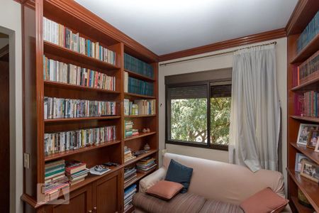 Apartamento à venda com 200m², 4 quartos e 3 vagas Apartamento à venda com 200m², 4 quartos e 3 vagasEscritório