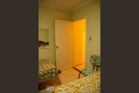 Casa à venda com 240m², 3 quartos e 5 vagas Casa à venda com 240m², 3 quartos e 5 vagasQuarto 3