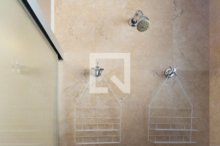 Apartamento à venda com 308m², 5 quartos e 5 vagas Apartamento à venda com 308m², 5 quartos e 5 vagasSuíte 4 - banheiro