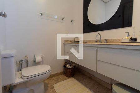 Apartamento à venda com 308m², 5 quartos e 5 vagas Apartamento à venda com 308m², 5 quartos e 5 vagasSuíte 1 - banheiro 1