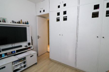 Apartamento à venda com 160m², 3 quartos e 1 vaga Apartamento à venda com 160m², 3 quartos e 1 vagaQuarto 1