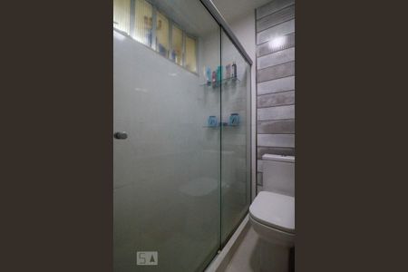Apartamento à venda com 160m², 3 quartos e 1 vaga Apartamento à venda com 160m², 3 quartos e 1 vagaBanheiro