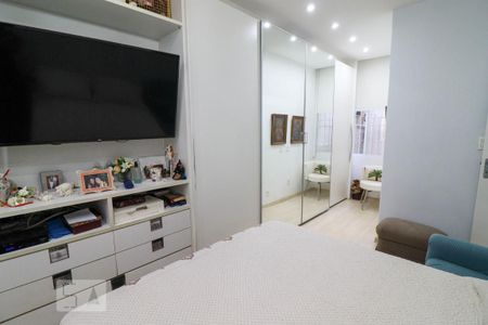 Apartamento à venda com 160m², 3 quartos e 1 vaga Apartamento à venda com 160m², 3 quartos e 1 vagaSuíte