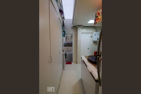 Apartamento à venda com 160m², 3 quartos e 1 vaga Apartamento à venda com 160m², 3 quartos e 1 vagaÁrea de Serviço