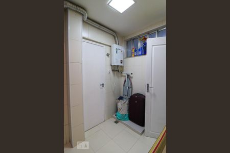 Apartamento à venda com 160m², 3 quartos e 1 vaga Apartamento à venda com 160m², 3 quartos e 1 vagaÁrea de Serviço