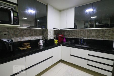 Apartamento à venda com 160m², 3 quartos e 1 vaga Apartamento à venda com 160m², 3 quartos e 1 vagaCozinha