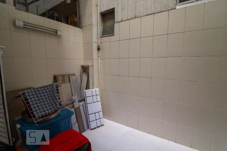 Apartamento à venda com 160m², 3 quartos e 1 vaga Apartamento à venda com 160m², 3 quartos e 1 vagaLavanderia