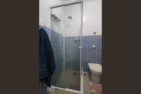 Apartamento à venda com 160m², 3 quartos e 1 vaga Apartamento à venda com 160m², 3 quartos e 1 vagaBanheiro da Suíte