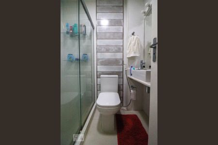 Apartamento à venda com 160m², 3 quartos e 1 vaga Apartamento à venda com 160m², 3 quartos e 1 vagaBanheiro