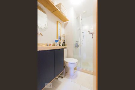 Apartamento para alugar com 90m², 3 quartos e 1 vaga Apartamento para alugar com 90m², 3 quartos e 1 vagaBanheiro Social