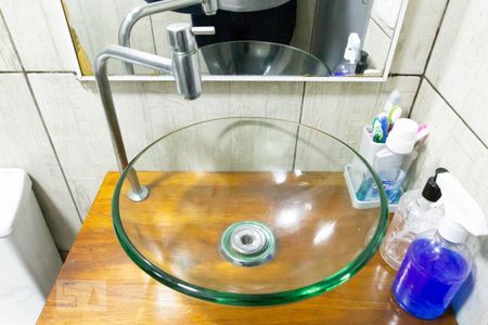 Apartamento à venda com 116m², 4 quartos e 1 vaga Apartamento à venda com 116m², 4 quartos e 1 vagaDetalhe banheiro