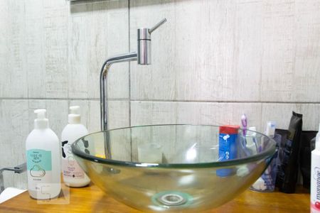 Apartamento à venda com 116m², 4 quartos e 1 vaga Apartamento à venda com 116m², 4 quartos e 1 vagaDetalhe banheiro