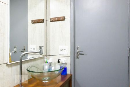 Apartamento à venda com 116m², 4 quartos e 1 vaga Apartamento à venda com 116m², 4 quartos e 1 vagaBanheiro 2