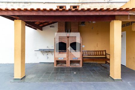 Apartamento à venda com 116m², 4 quartos e 1 vaga Apartamento à venda com 116m², 4 quartos e 1 vagaÁrea comum - Churrasqueira