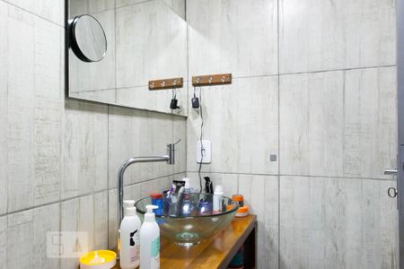 Apartamento à venda com 116m², 4 quartos e 1 vaga Apartamento à venda com 116m², 4 quartos e 1 vagaBanheiro da Suite