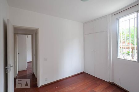 Quarto 1 de apartamento para alugar com 2 quartos, 70m² em Santa Lúcia, Belo Horizonte