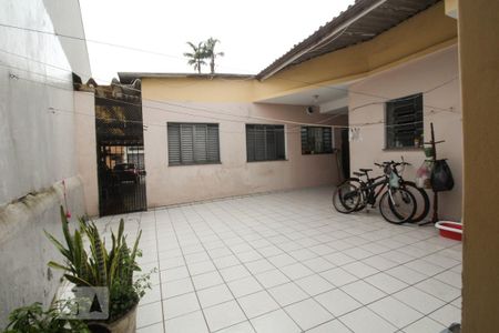Casa à venda com 155m², 4 quartos e 4 vagas