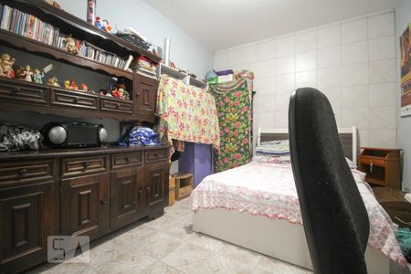 Casa à venda com 155m², 4 quartos e 4 vagas