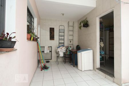 Casa à venda com 155m², 4 quartos e 4 vagas