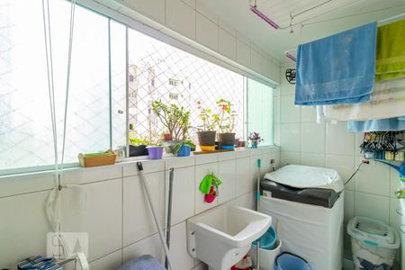 Apartamento à venda com 113m², 3 quartos e 1 vaga Apartamento à venda com 113m², 3 quartos e 1 vagaÁrea de Serviço