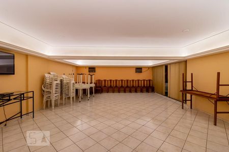 Apartamento à venda com 113m², 3 quartos e 1 vaga Apartamento à venda com 113m², 3 quartos e 1 vagaSalão de festas