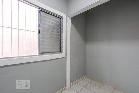 Quarto 2 de casa para alugar com 2 quartos, 65m² em Vila Medeiros, São Paulo