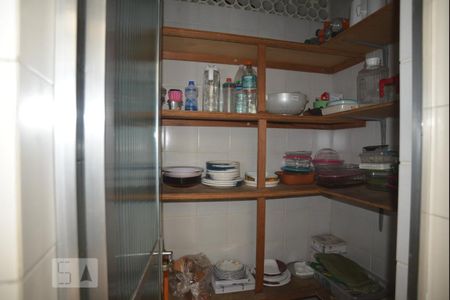 Apartamento à venda com 70m², 2 quartos e sem vaga Apartamento à venda com 70m², 2 quartos e sem vagaQuarto de Serviço