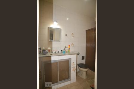 Apartamento à venda com 70m², 2 quartos e sem vaga Apartamento à venda com 70m², 2 quartos e sem vagaBanheiro