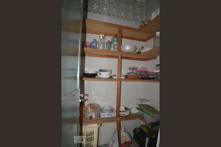 Apartamento à venda com 70m², 2 quartos e sem vaga Apartamento à venda com 70m², 2 quartos e sem vagaQuarto de Serviço