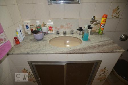 Apartamento à venda com 70m², 2 quartos e sem vaga Apartamento à venda com 70m², 2 quartos e sem vagaBanheiro